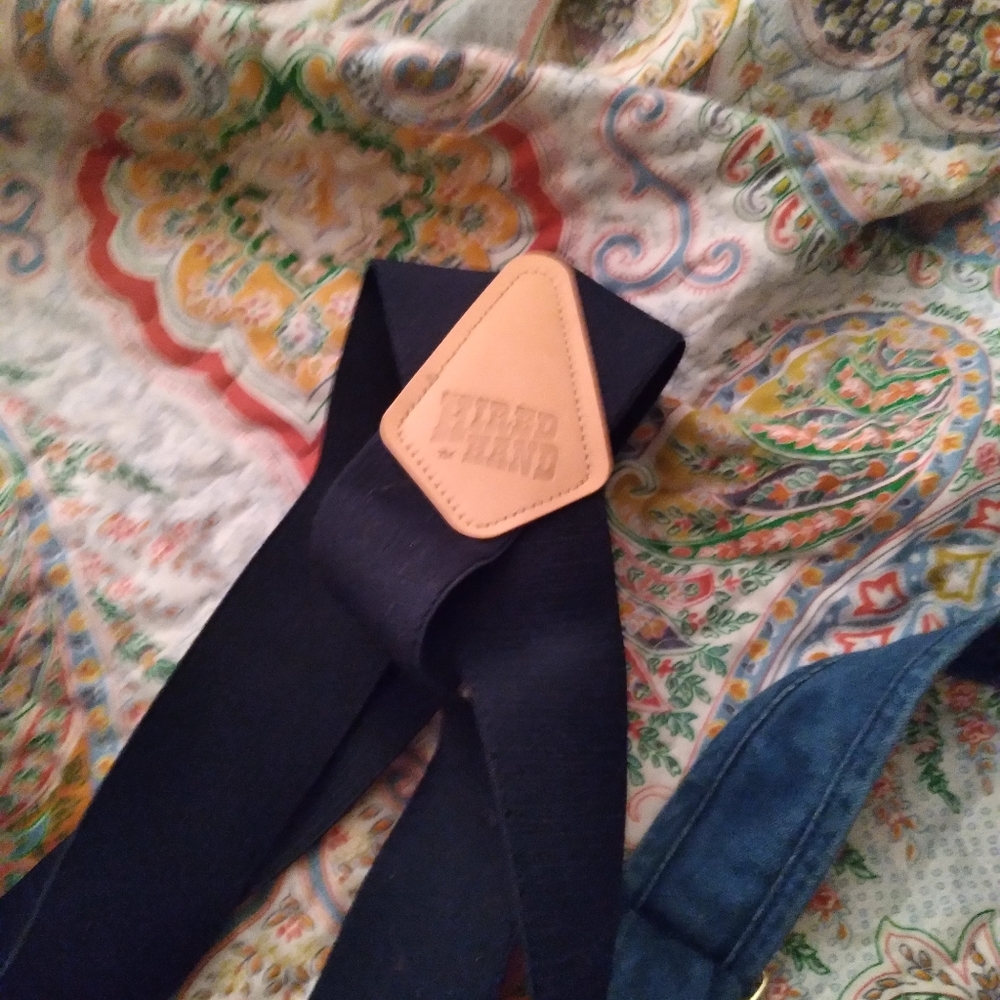 Black suspenders black